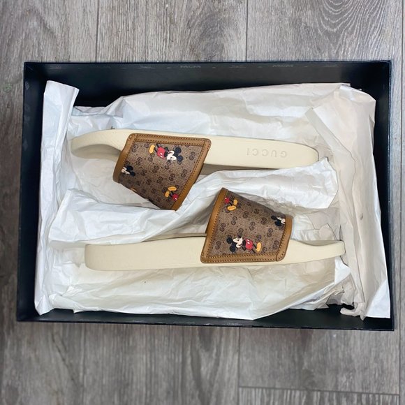 Gucci x Disney Mickey Mouse Slides main image 2
